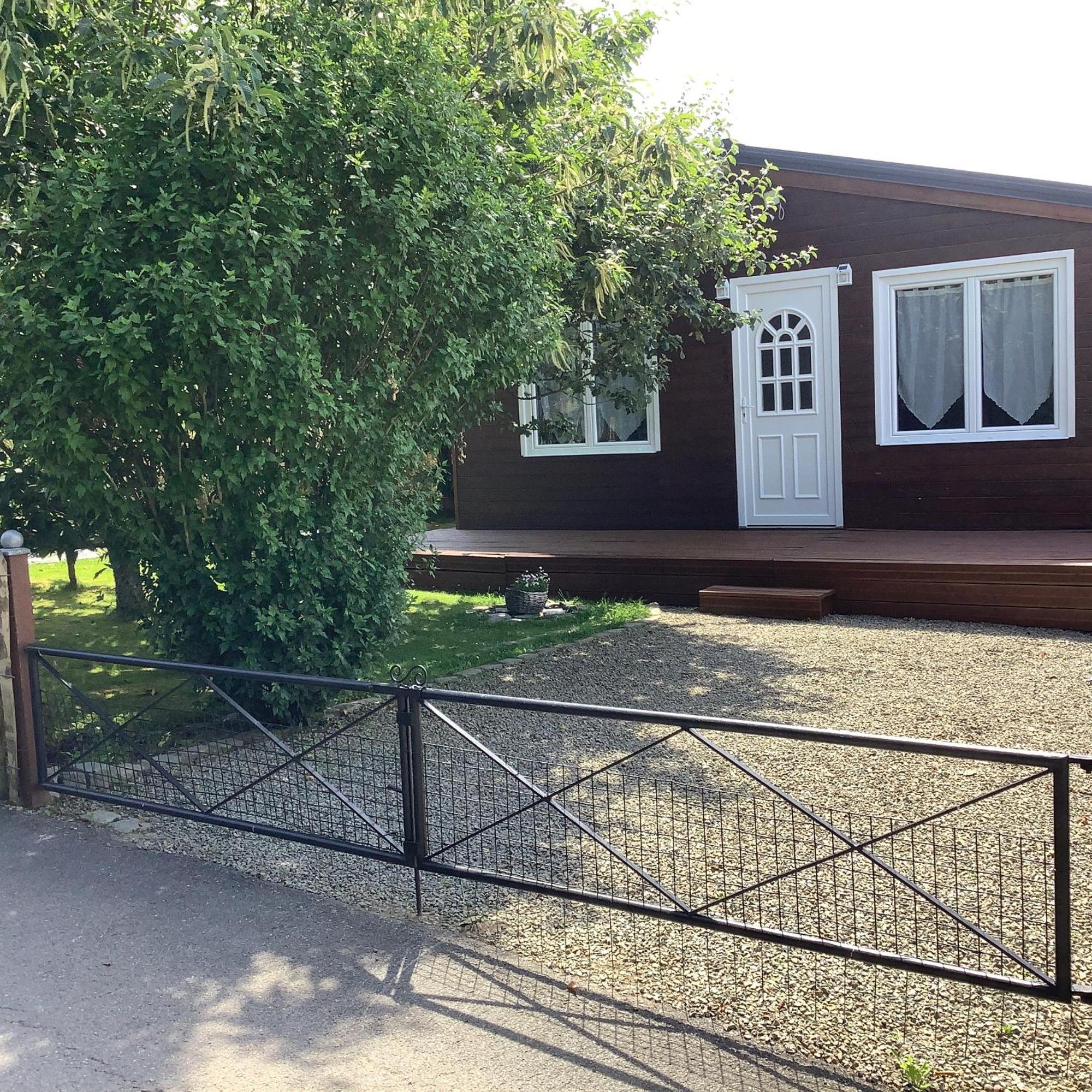 Chalet Charmant Monika Avec Piscine Yvoir Dış mekan fotoğraf